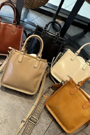 2026 New Genuine Leather Women's Handbag Fashion Shoulder Crossbody Bag Female Daily Commuting Tote Bag Square Handbag