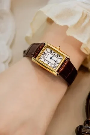 Rectangular Watch for Women Simple Retro Roman Leather Temperament Business Light Luxury Niche Ladies Watches Relógio Feminino